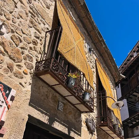 Cuatro Calles Bis *